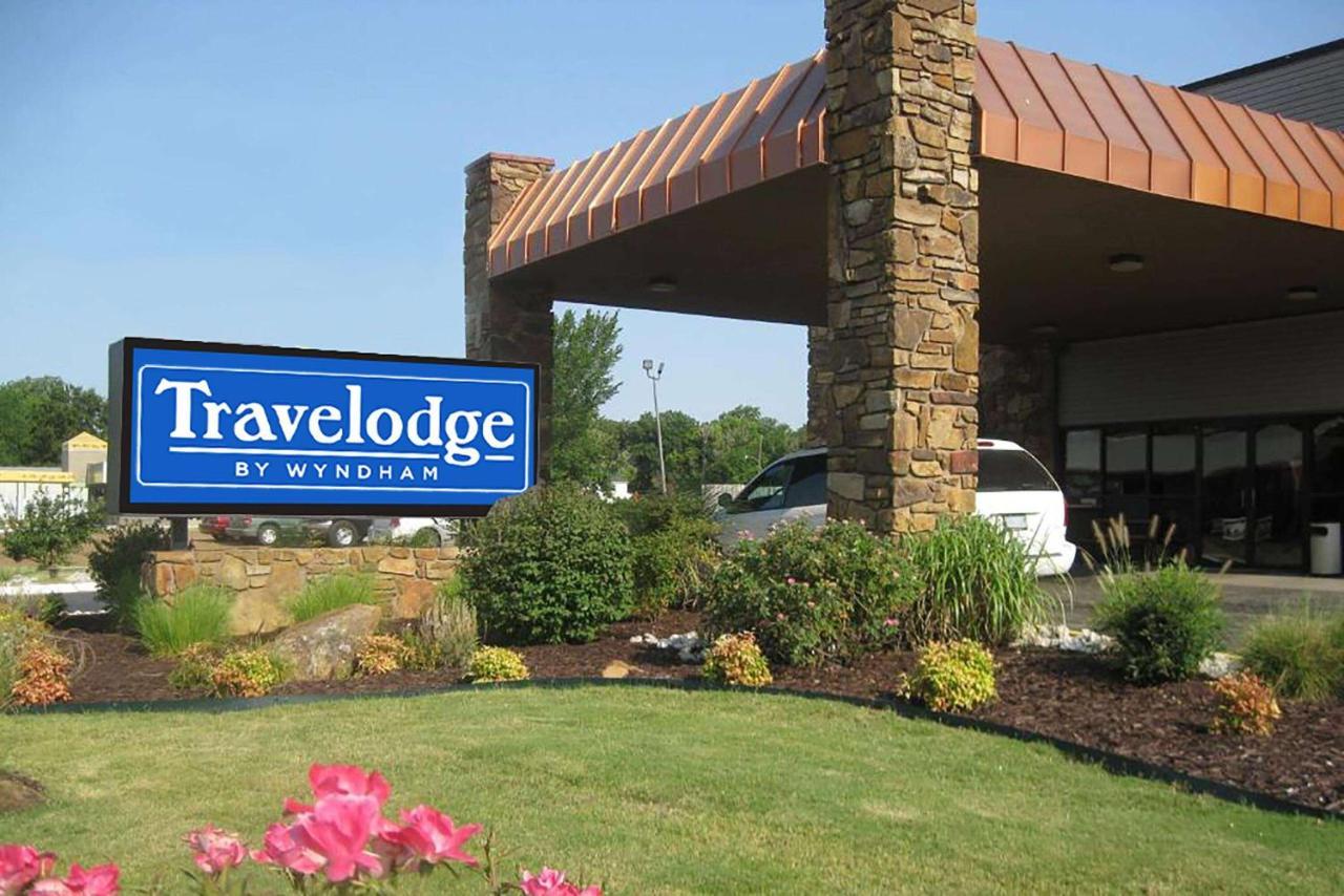 Travelodge By Wyndham Coffeyville Экстерьер фото